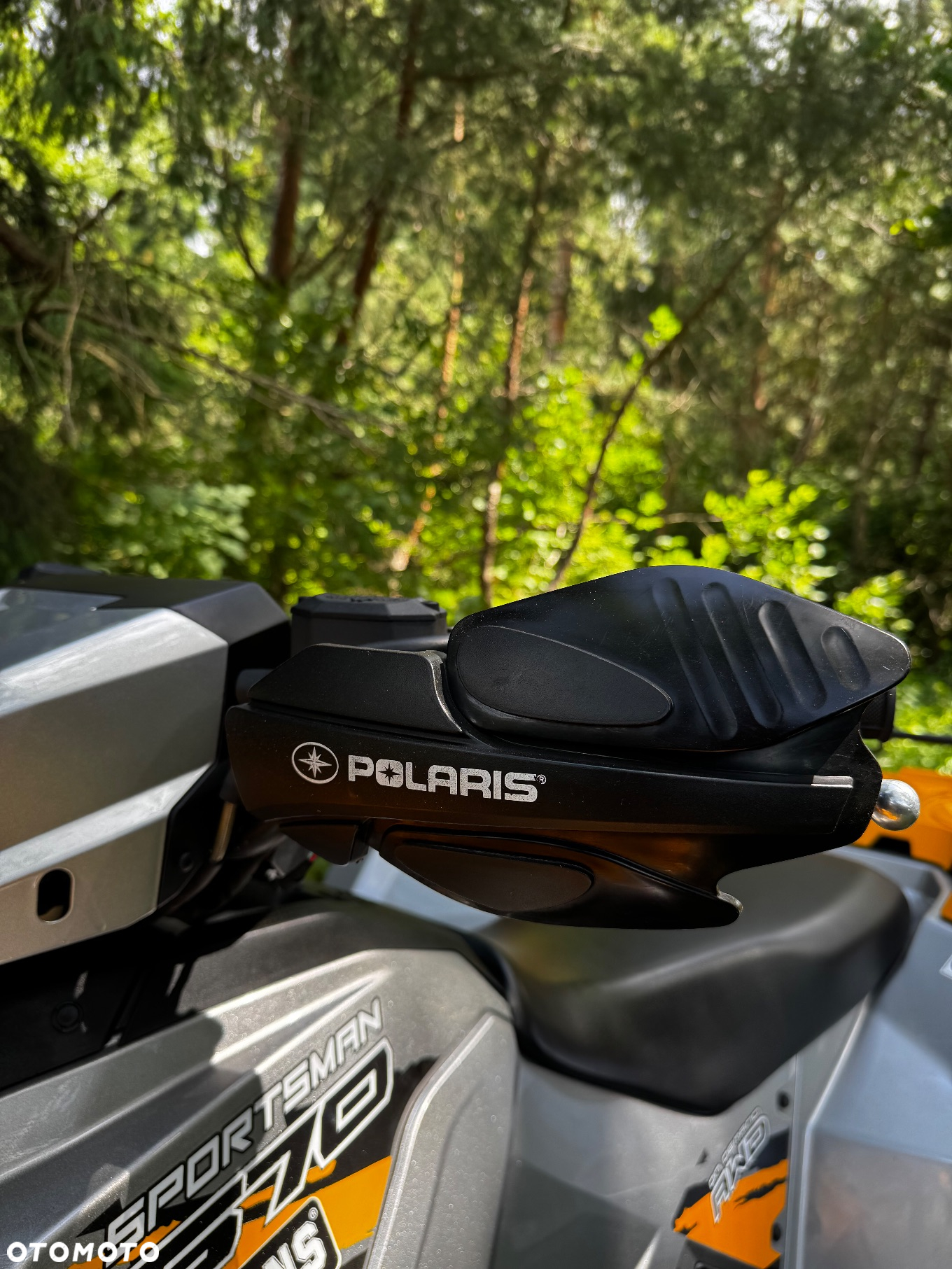 Polaris Sportsman - 12