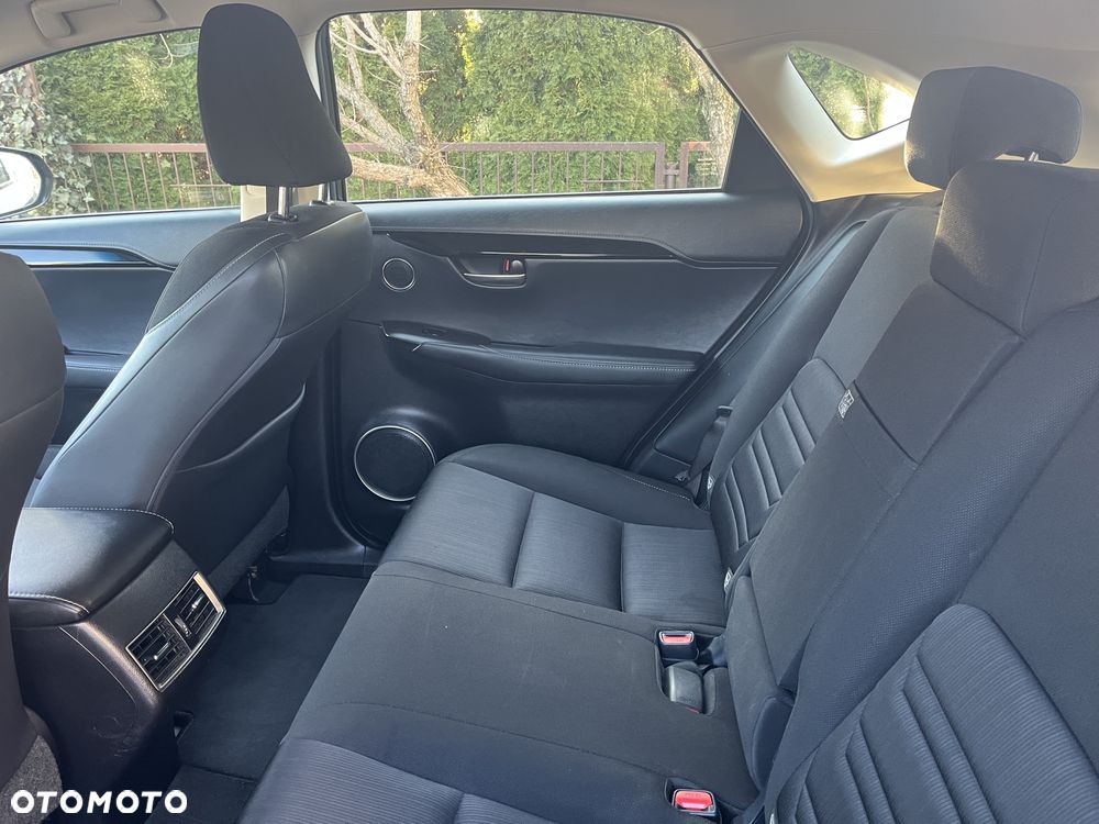 Lexus NX 200t Elegance AWD - 8