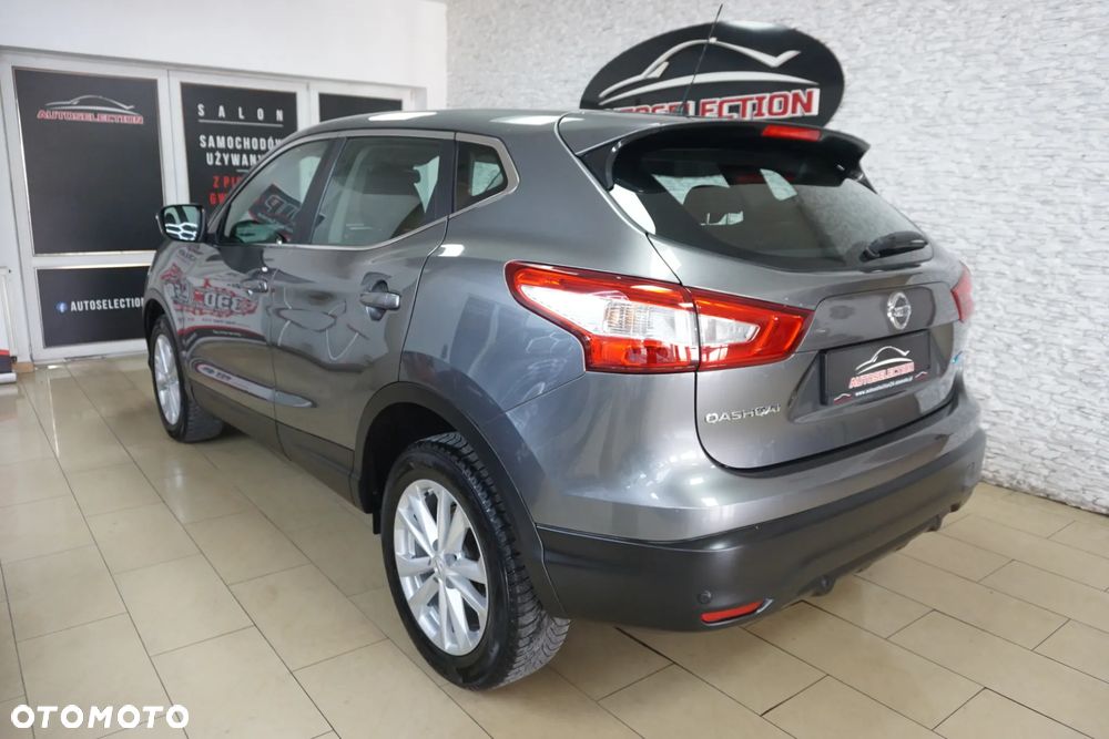 Nissan Qashqai 1.5 dCi DPF acenta - 14