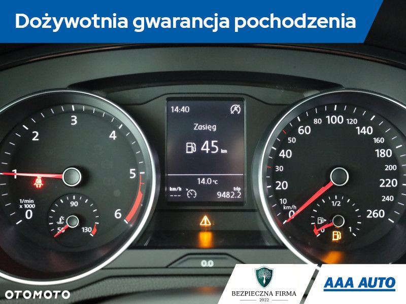 Volkswagen Passat - 9