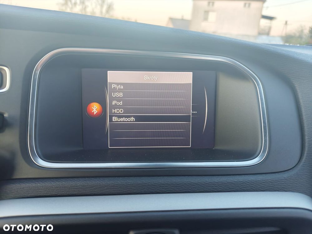 Volvo V40 D2 Momentum - 22