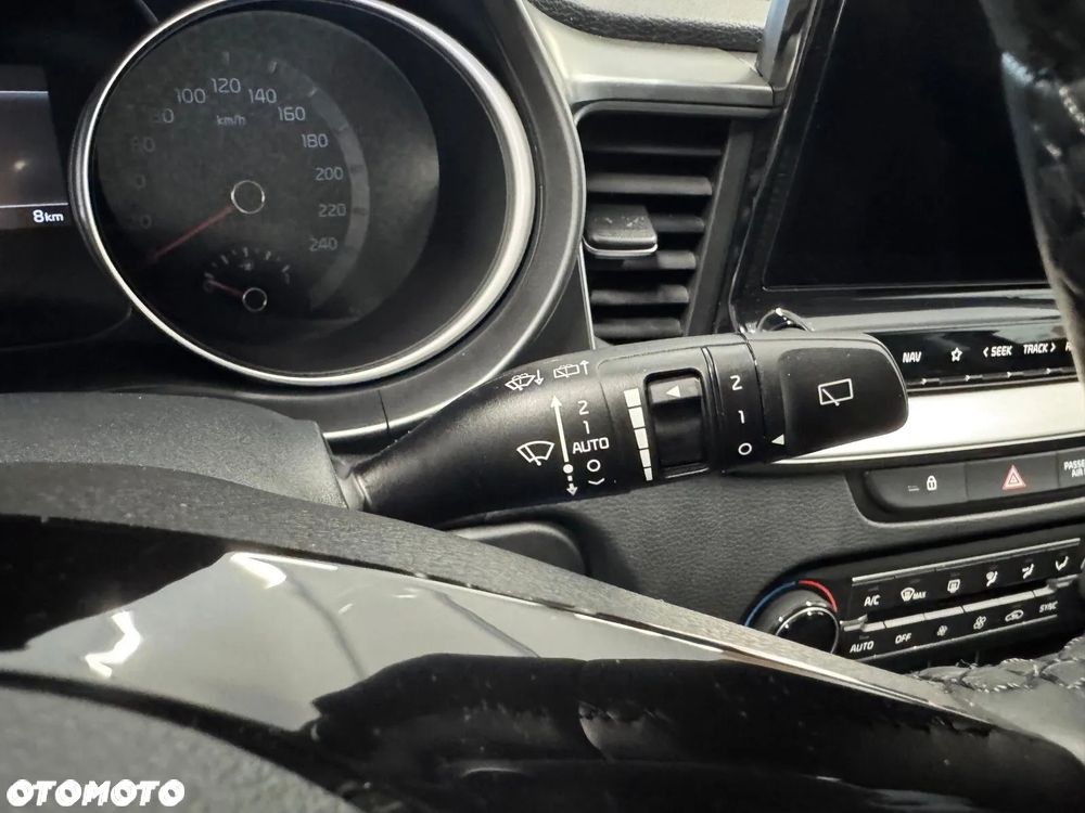 Kia XCeed 1.6 T-GDI M DCT - 13