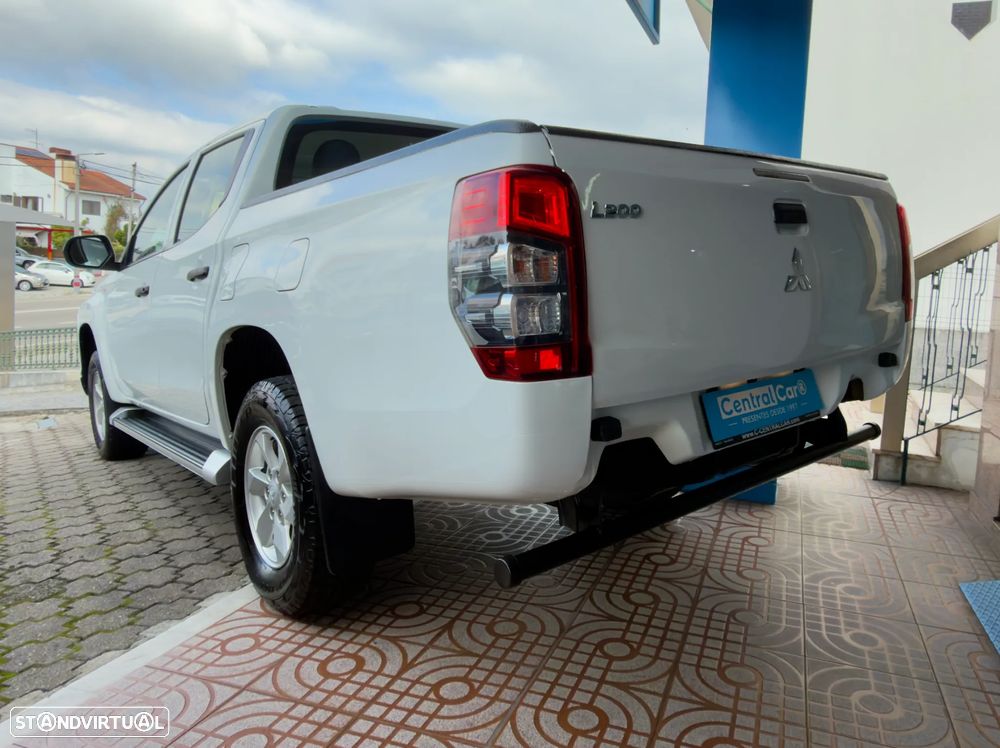 Mitsubishi L200 2.3 DI-D Space Cab Invite 4WD - 6