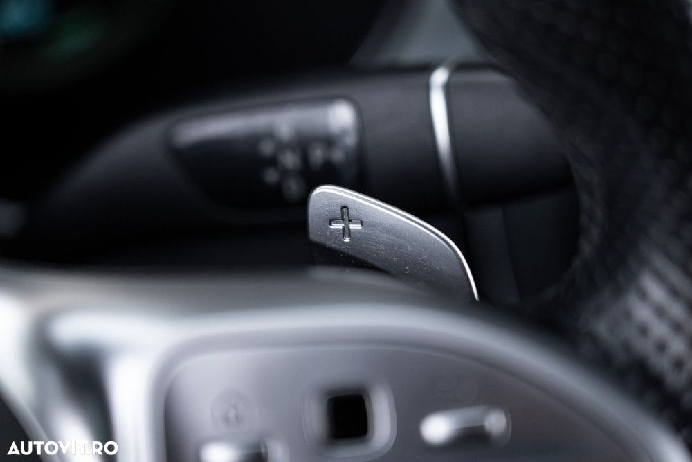 Mercedes-Benz C 200 4Matic 9G-TRONIC - 25