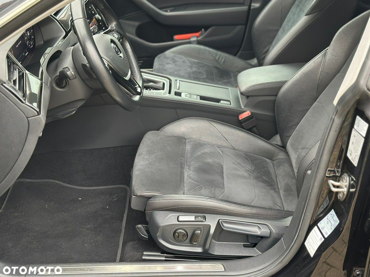 Volkswagen Arteon 2.0 TDI SCR DSG Elegance - 19
