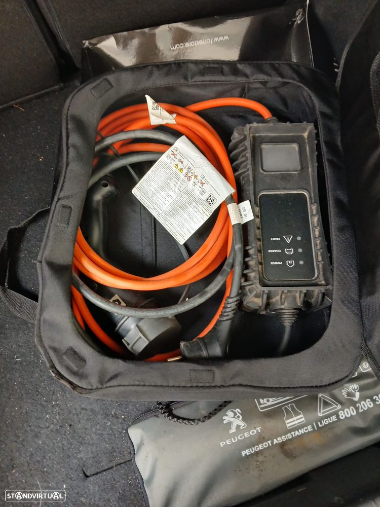 Peugeot e-208 50 kWh GT Line - 13