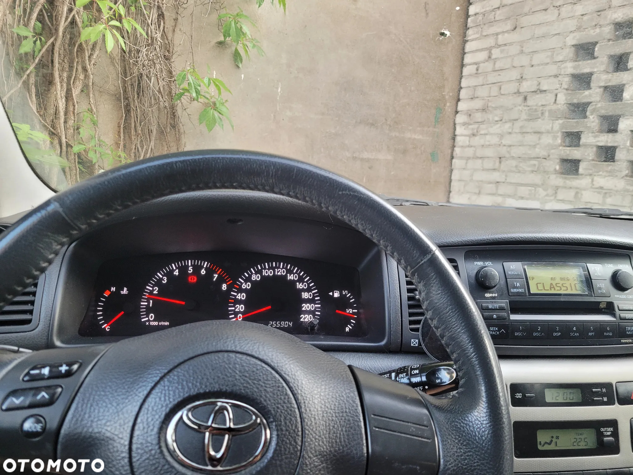 Toyota Corolla - 4