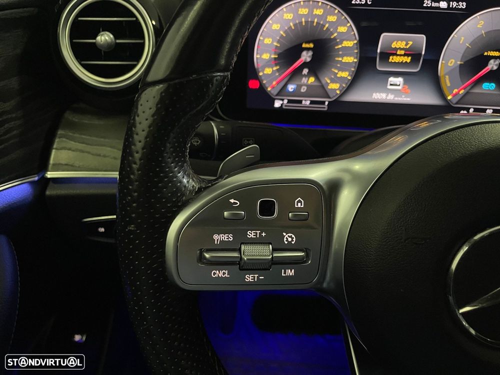 Mercedes-Benz E 300 de AMG Line - 33