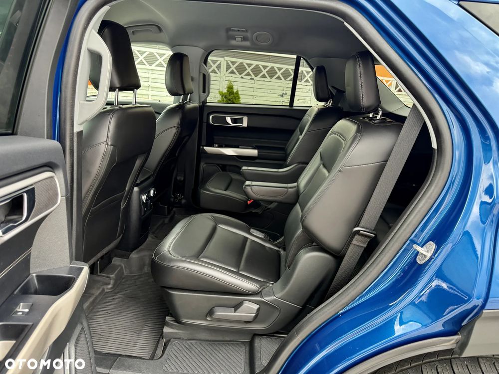 Ford Explorer - 19
