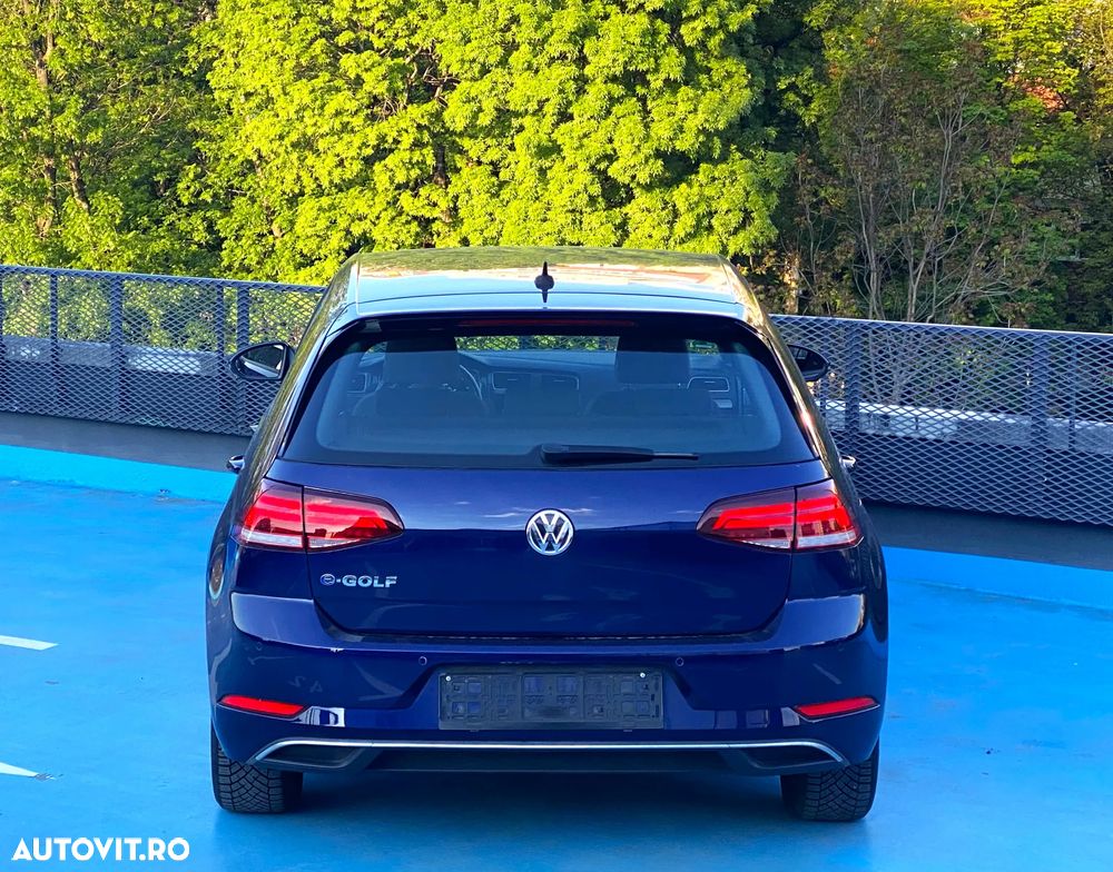 Volkswagen Golf e-Golf - 28