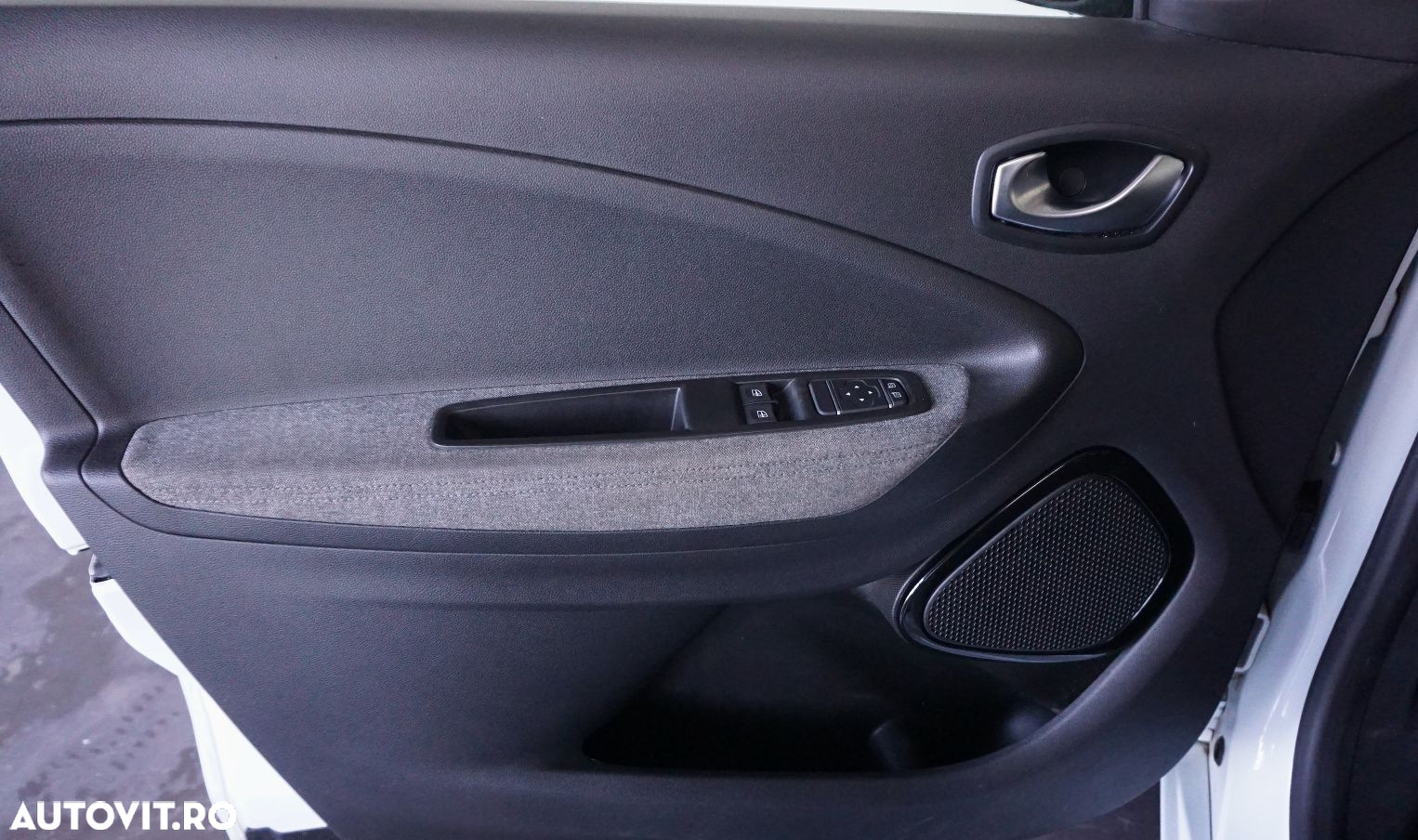 Renault ZOE (mit Batterie) Z.E. 50 EXPERIENCE - 8