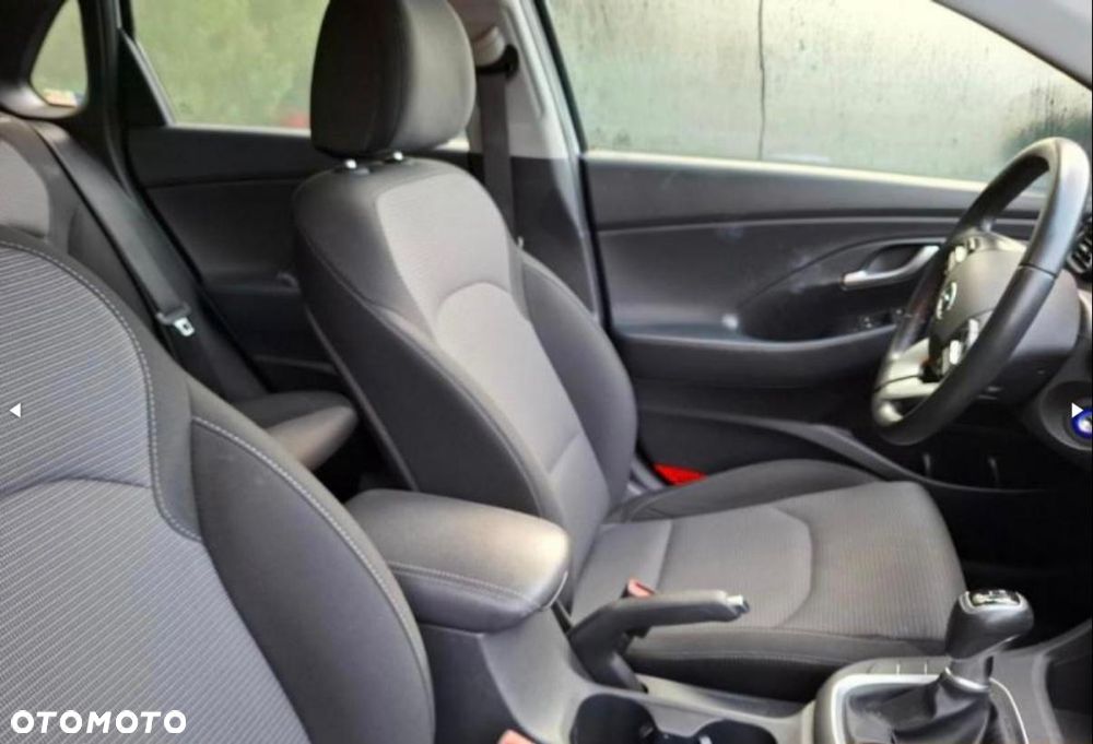 Hyundai i30 1.4 Comfort - 6