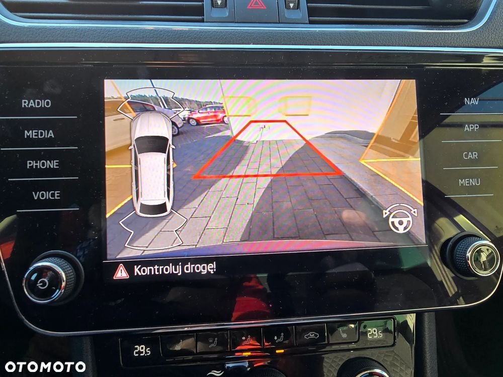 Skoda Superb 1.5 TSI Ambition DSG - 30