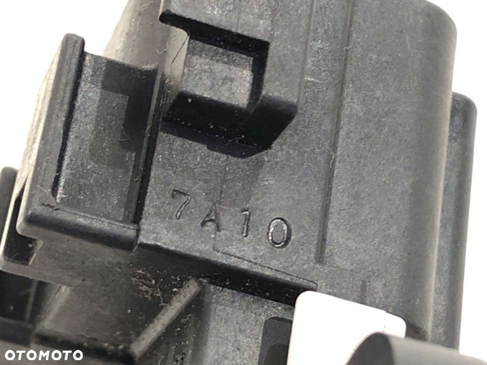 KOSTKA STACYJKI  SUZUKI SWIFT III (MZ, EZ) 2005 - 2022 1.3 (RS 413) 68 kW [92 KM] benzyna 2005 - - 4