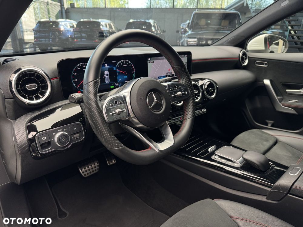 Mercedes-Benz Klasa A 250 E AMG Line 8G-DCT - 10