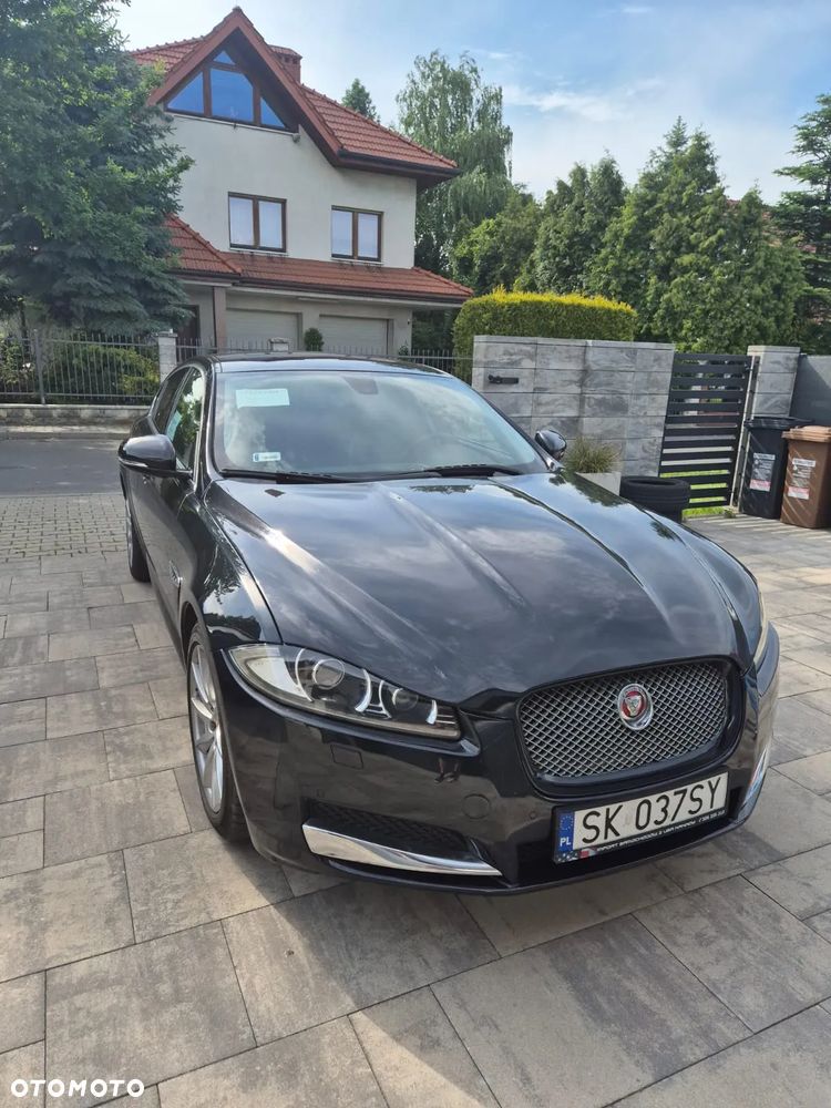 Jaguar XF