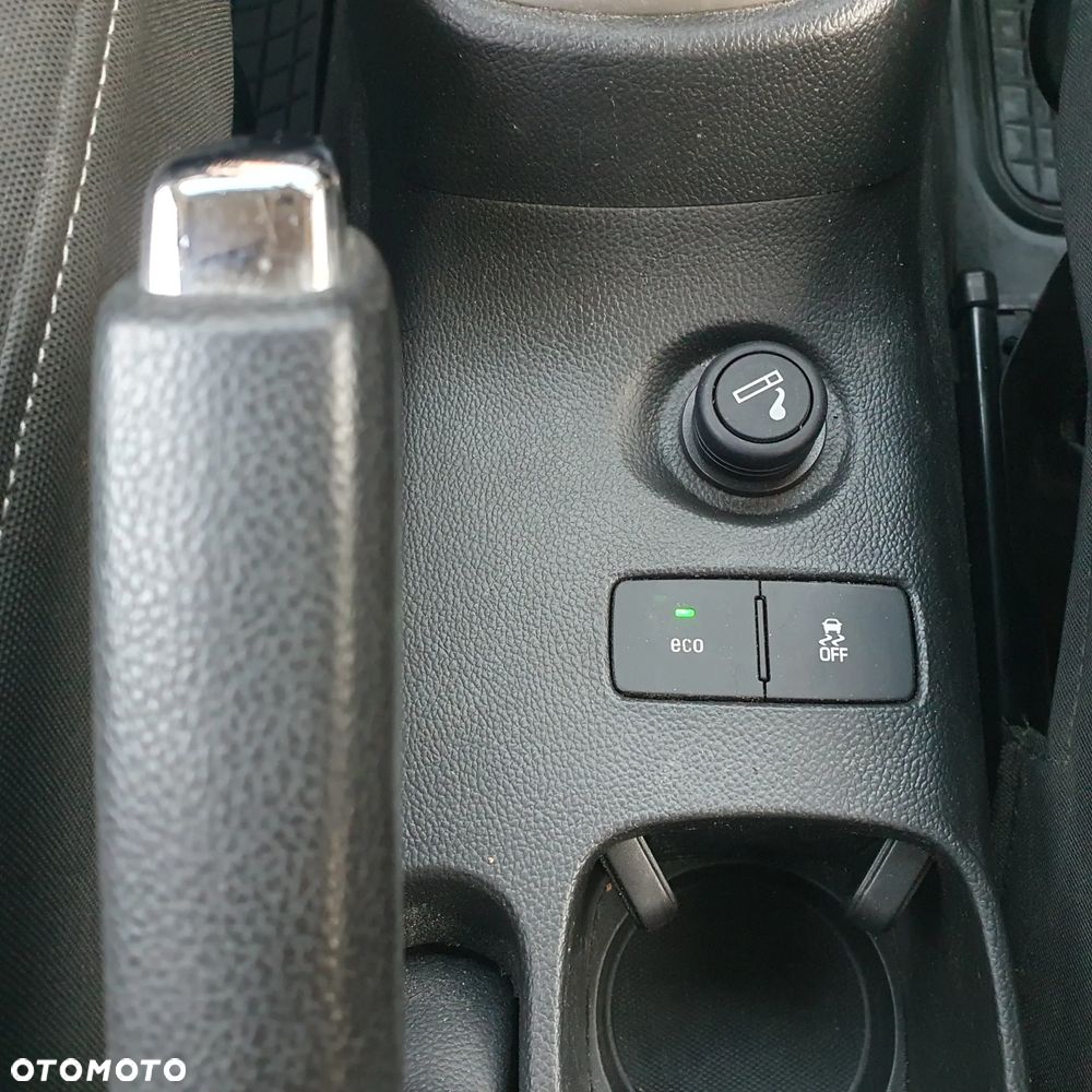 Chevrolet Aveo 1.4 16V LS Design+ - 21