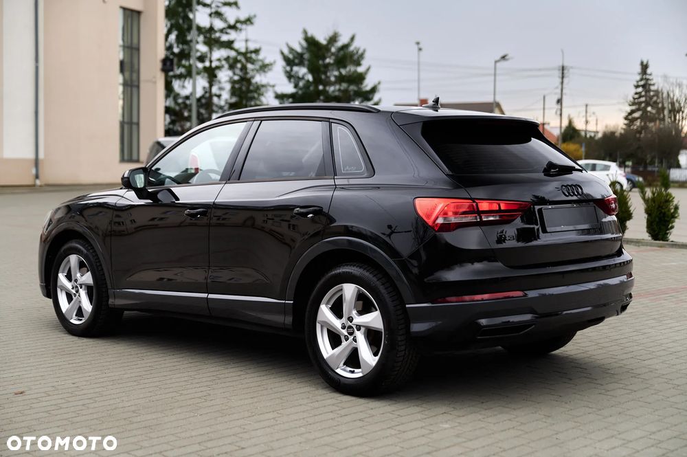 Audi Q3 35 TFSI S tronic - 11