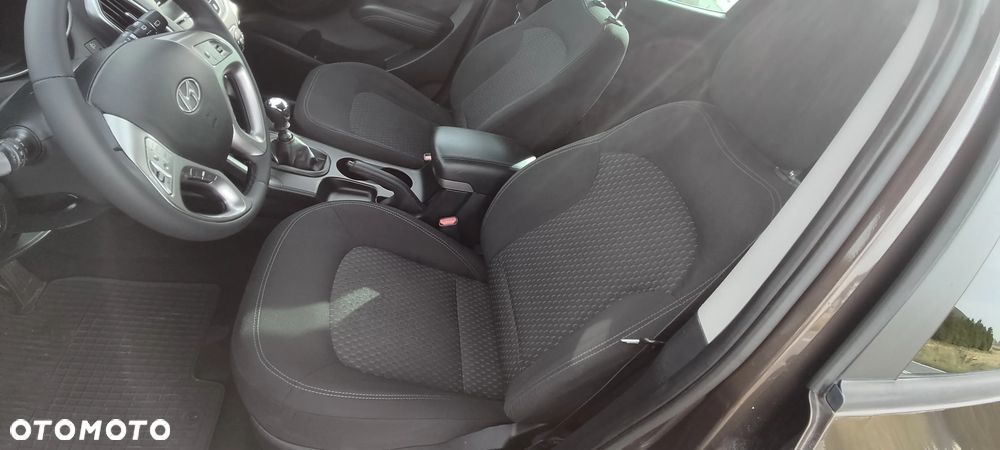 Hyundai ix35 1.6 2WD Style - 21