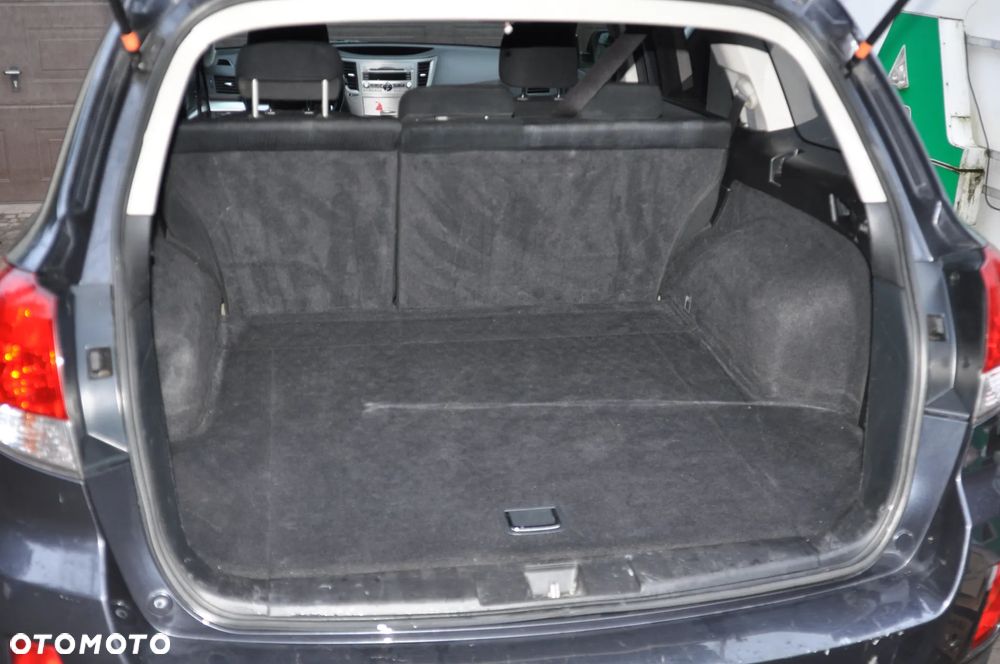 Subaru Legacy 2.0 D Active - 18