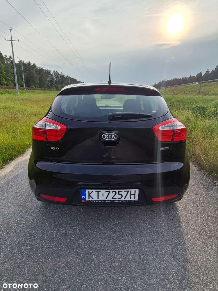 Kia Rio 1.4 crdi L - 15