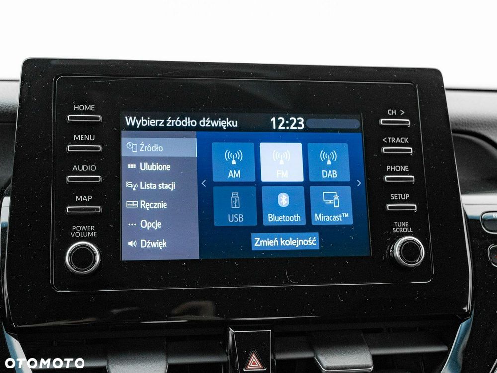 Toyota Camry - 20