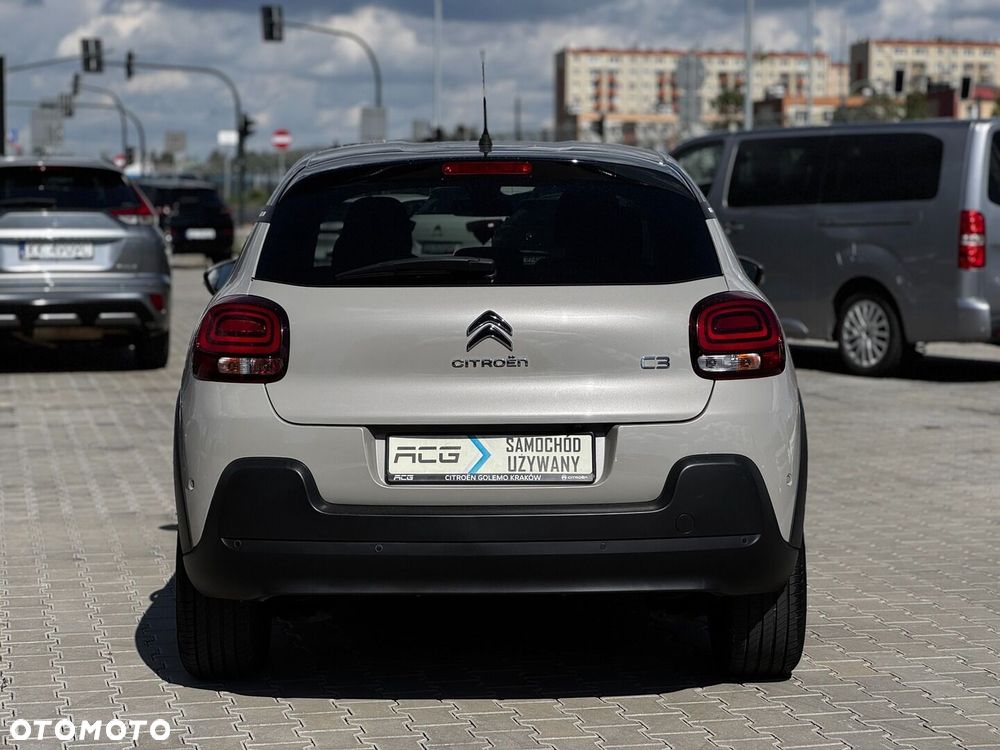 Citroën C3 1.2 PureTech GPF Shine S&S EAT6 - 12
