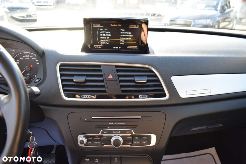 Audi Q3 - 30