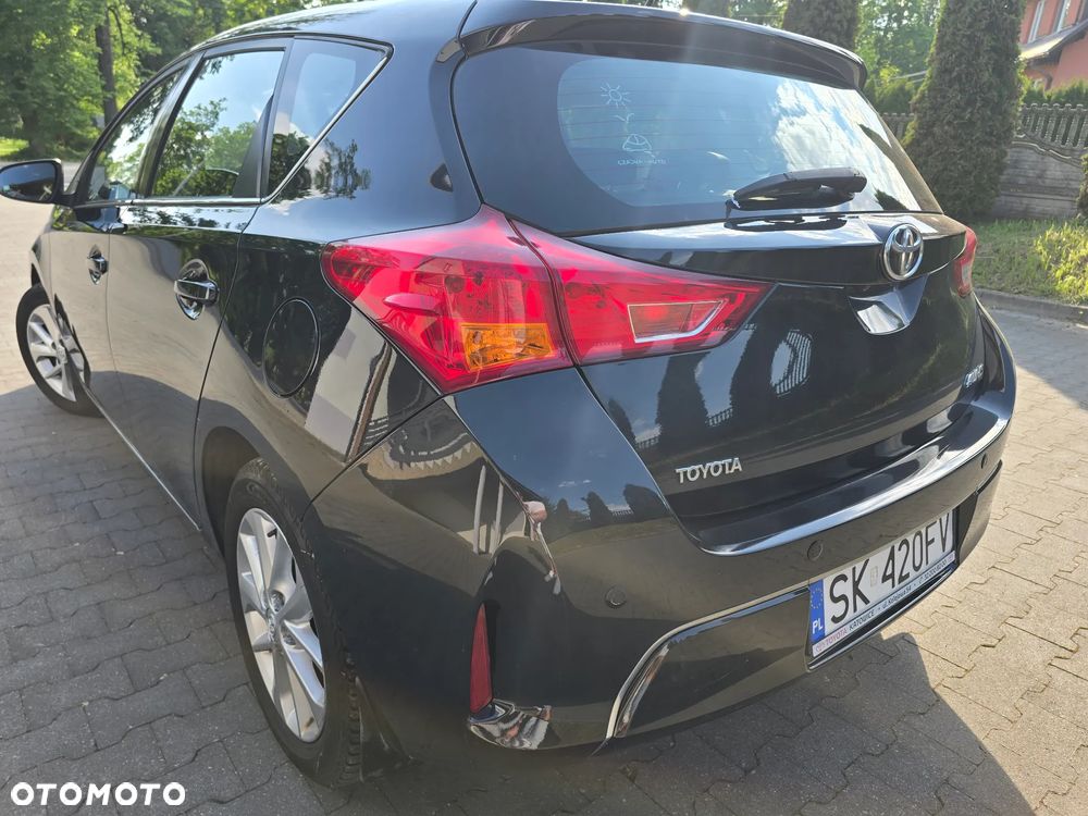 Toyota Auris 1.6 Comfort - 2