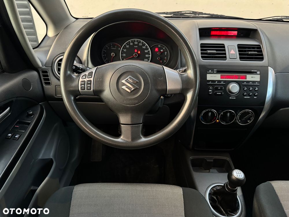 Suzuki SX4 1.6 VVT 4x2 Comfort - 9