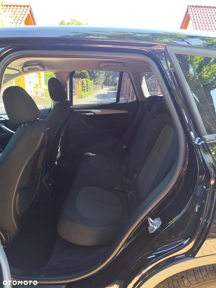 BMW X1 sDrive16d xLine - 7