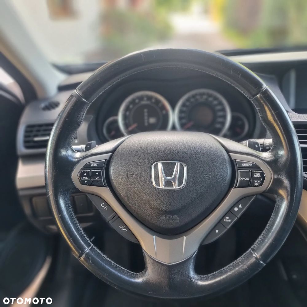 Honda Accord 2.4 Executive Nav+ACC - 3