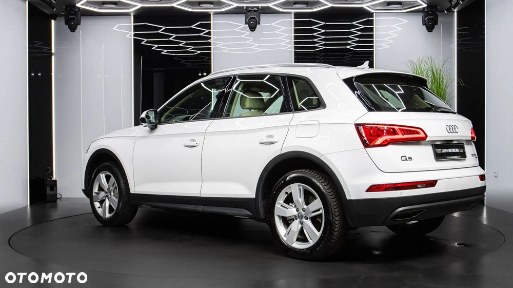 Audi Q5 50 TFSI e Quattro S tronic - 6