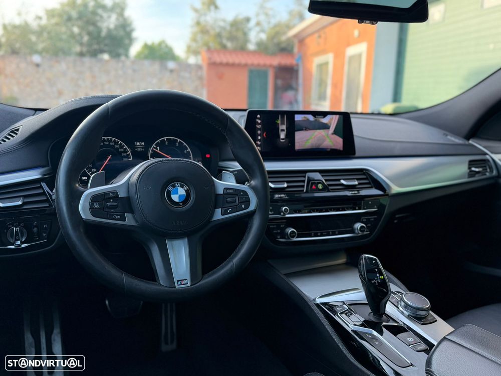 BMW 620 Gran Turismo d Pack M - 11
