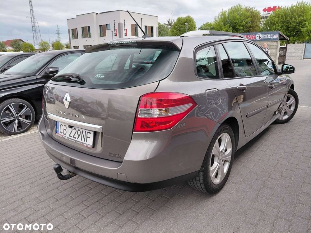 Renault Laguna - 8