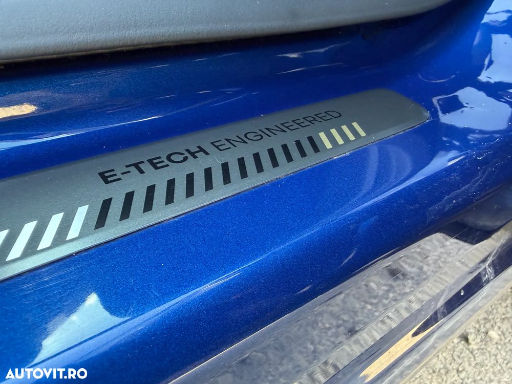 Renault Captur PHEV 160 Engineered - 30