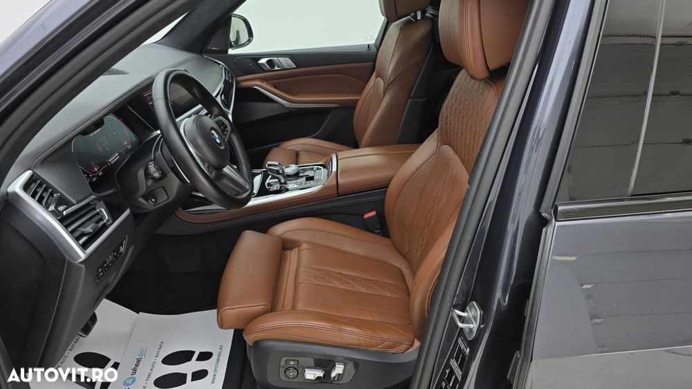 BMW X7 M50d - 12