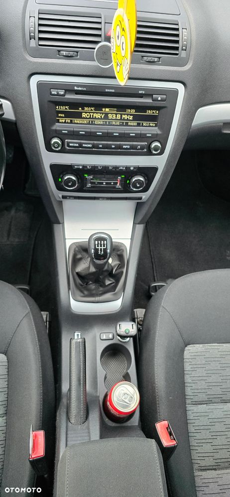 Skoda Octavia 1.6 TDI Ambiente - 2