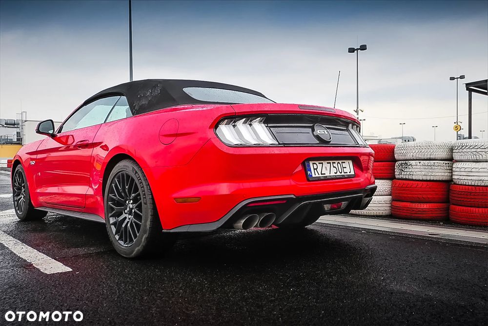 Ford Mustang 5.0 V8 GT - 23