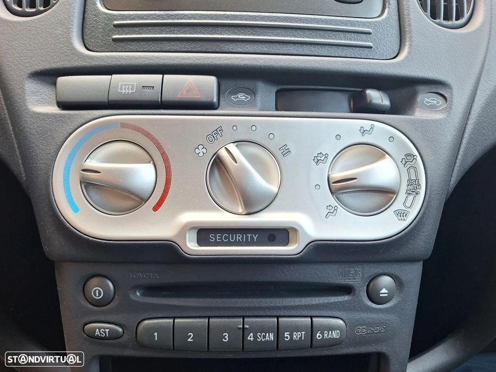 Toyota Yaris Verso 1.4 D-4D Sol - 26