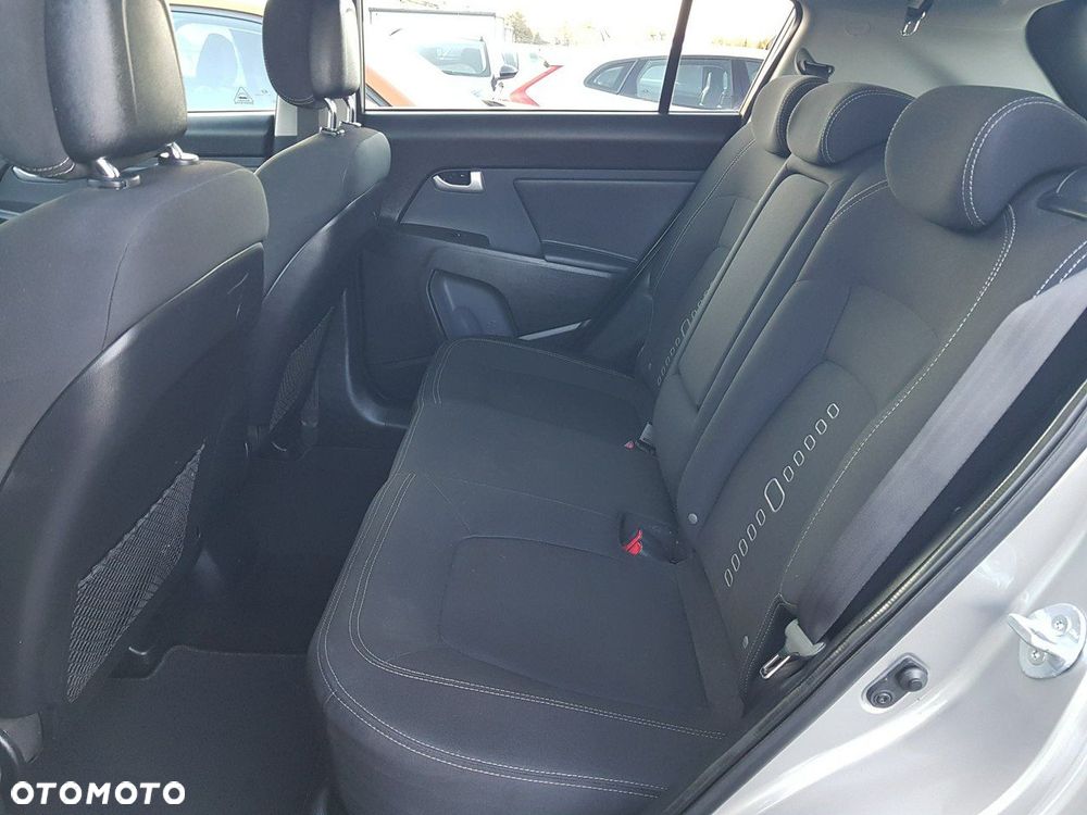 Kia Sportage 1.7 CRDI 2WD Spirit - 11