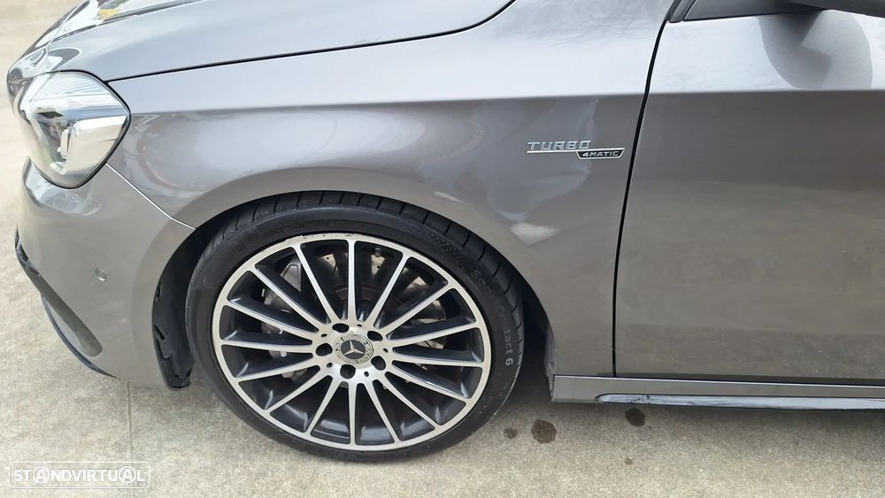 Mercedes-Benz A 45 AMG 4Matic Speedshift 7G-DCT - 5