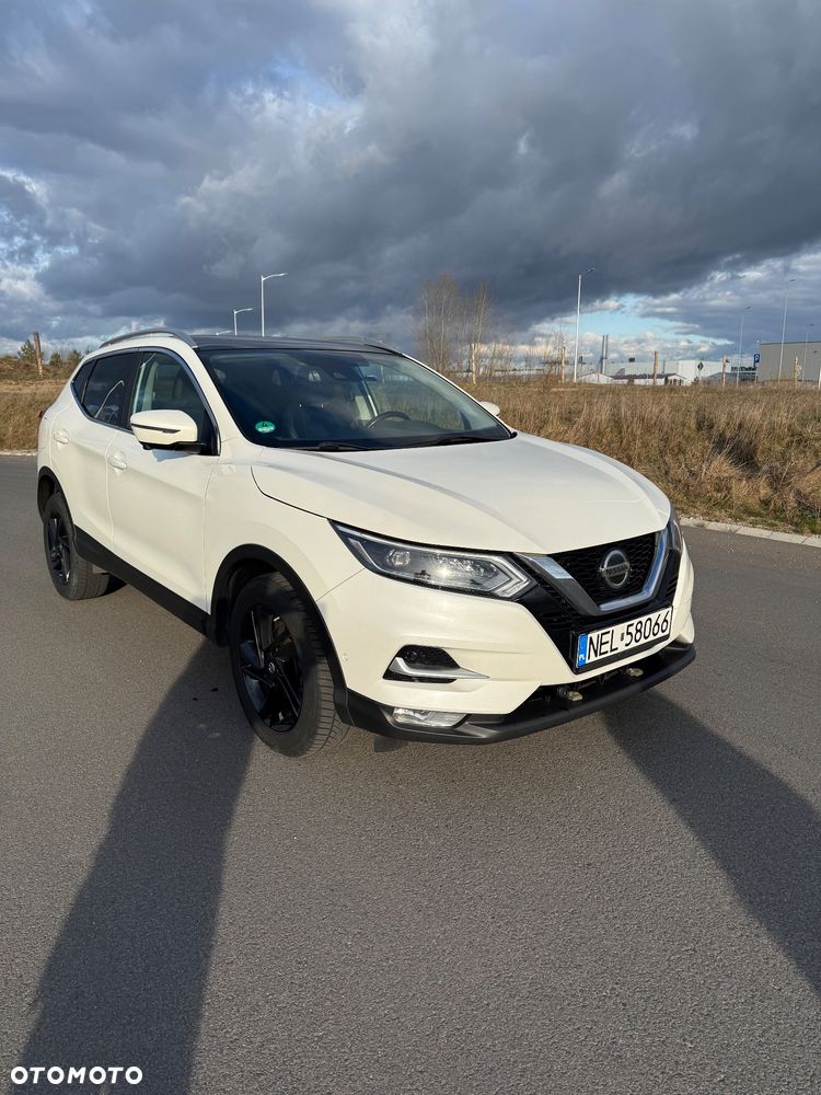 Nissan Qashqai 1.7 dCi 4x4 Tekna+ Xtronic - 1