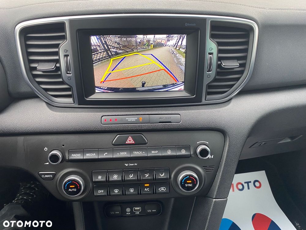 Kia Sportage 1.6 GDI 2WD DREAM-TEAM EDITION - 12