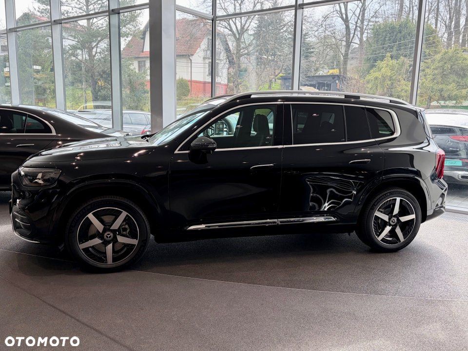 Mercedes-Benz GLB - 5