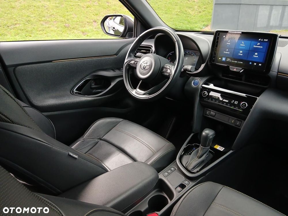 Toyota Yaris Cross Hybrid 1.5 Premiere Edition - 23