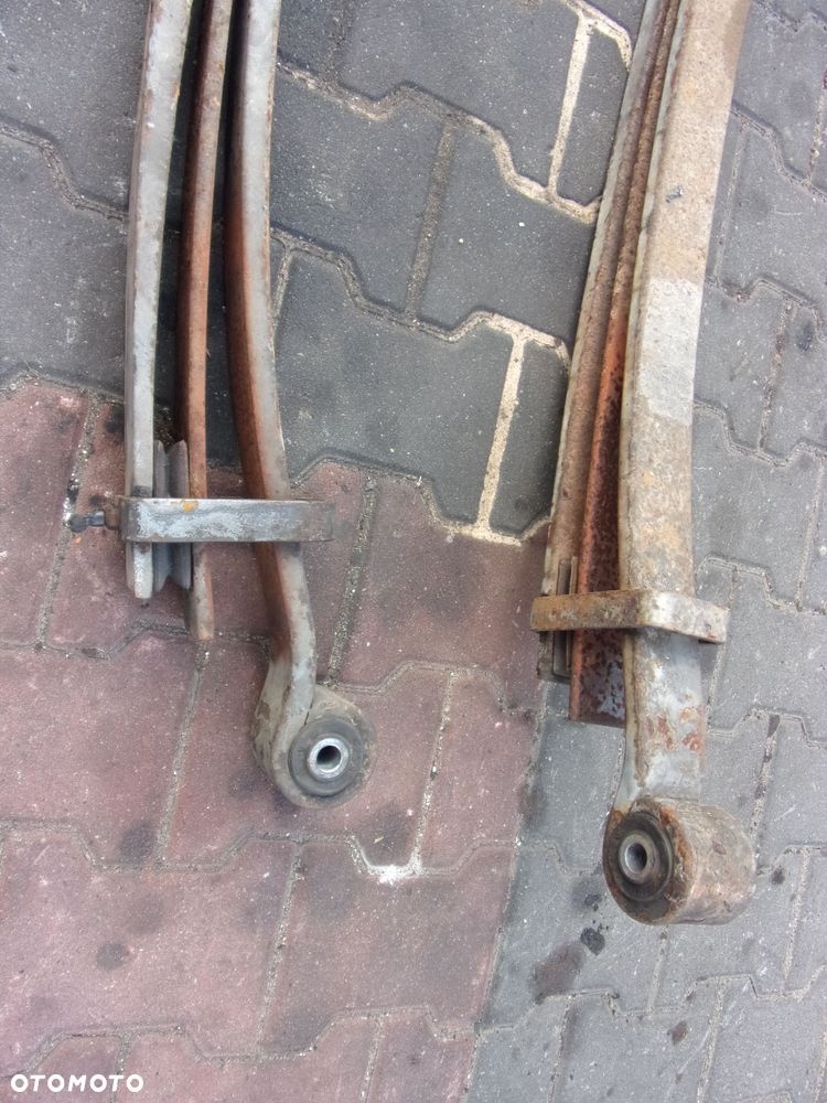 Resory komplet 3 pióra Renault Mascott 3.0 DCI - 3