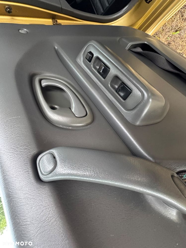 Suzuki Jimny 1.3 JLX - 13