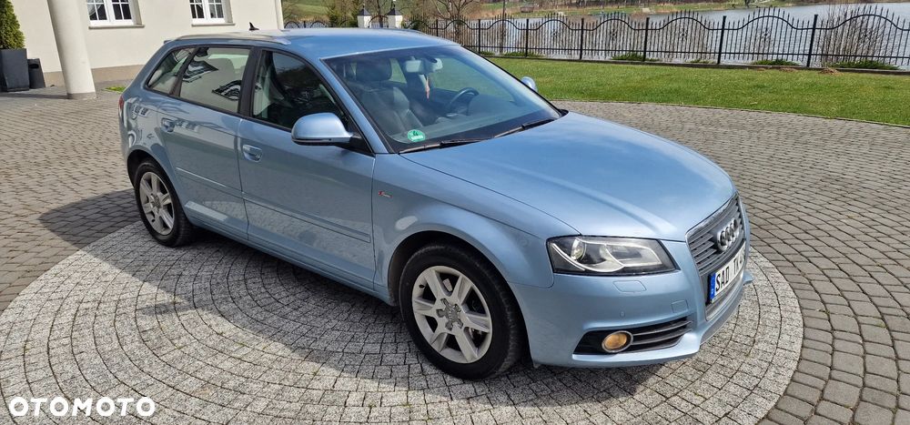 Audi A3 Sportback 2.0 TDI Ambiente - 23
