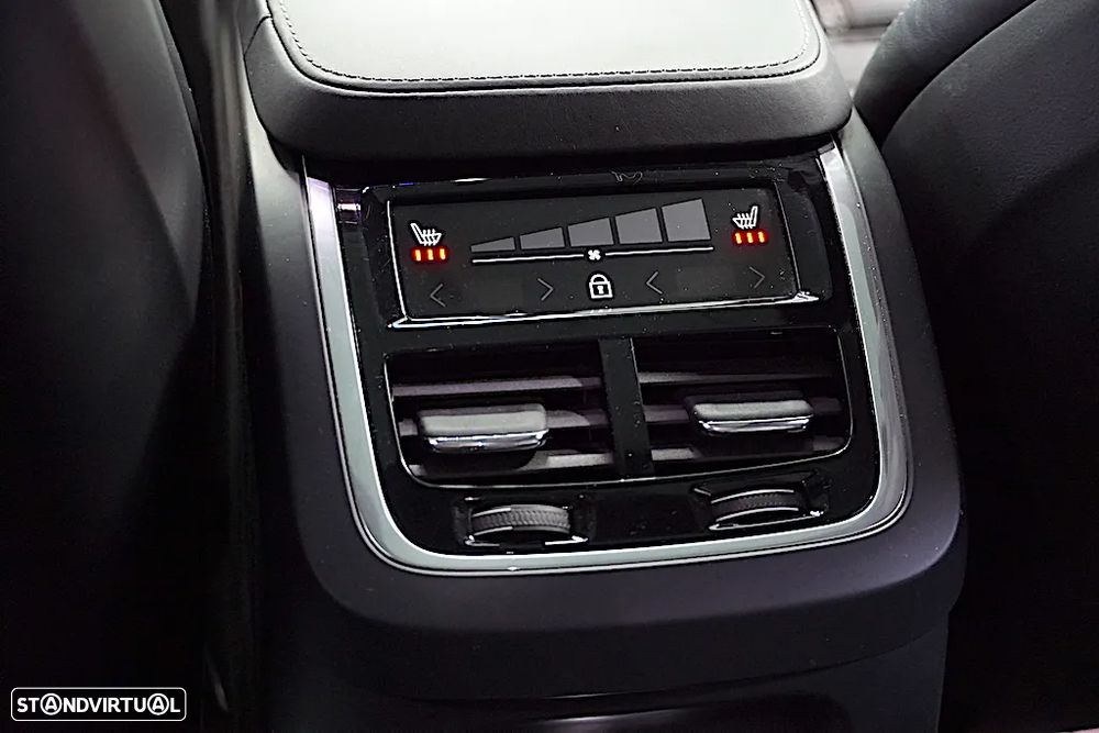 Volvo XC 90 2.0 T8 PHEV Inscription AWD - 29